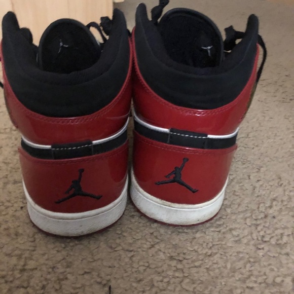 Chicago bulls Patent (2003) Jordan 1 - Picture 2 of 3